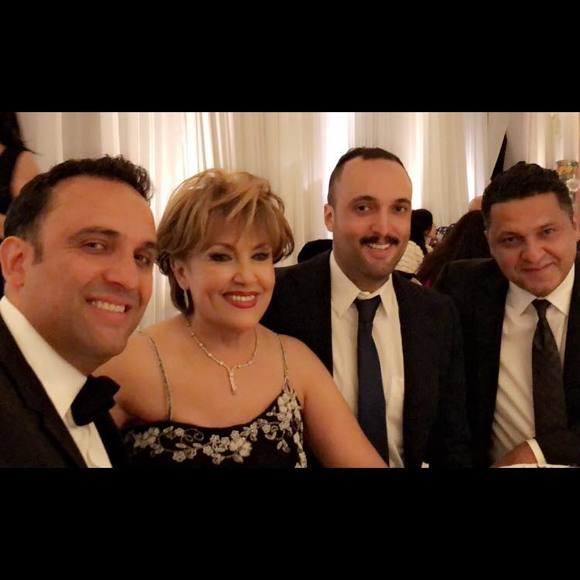 Meet your Posher, Flora - Picture 1 of 1